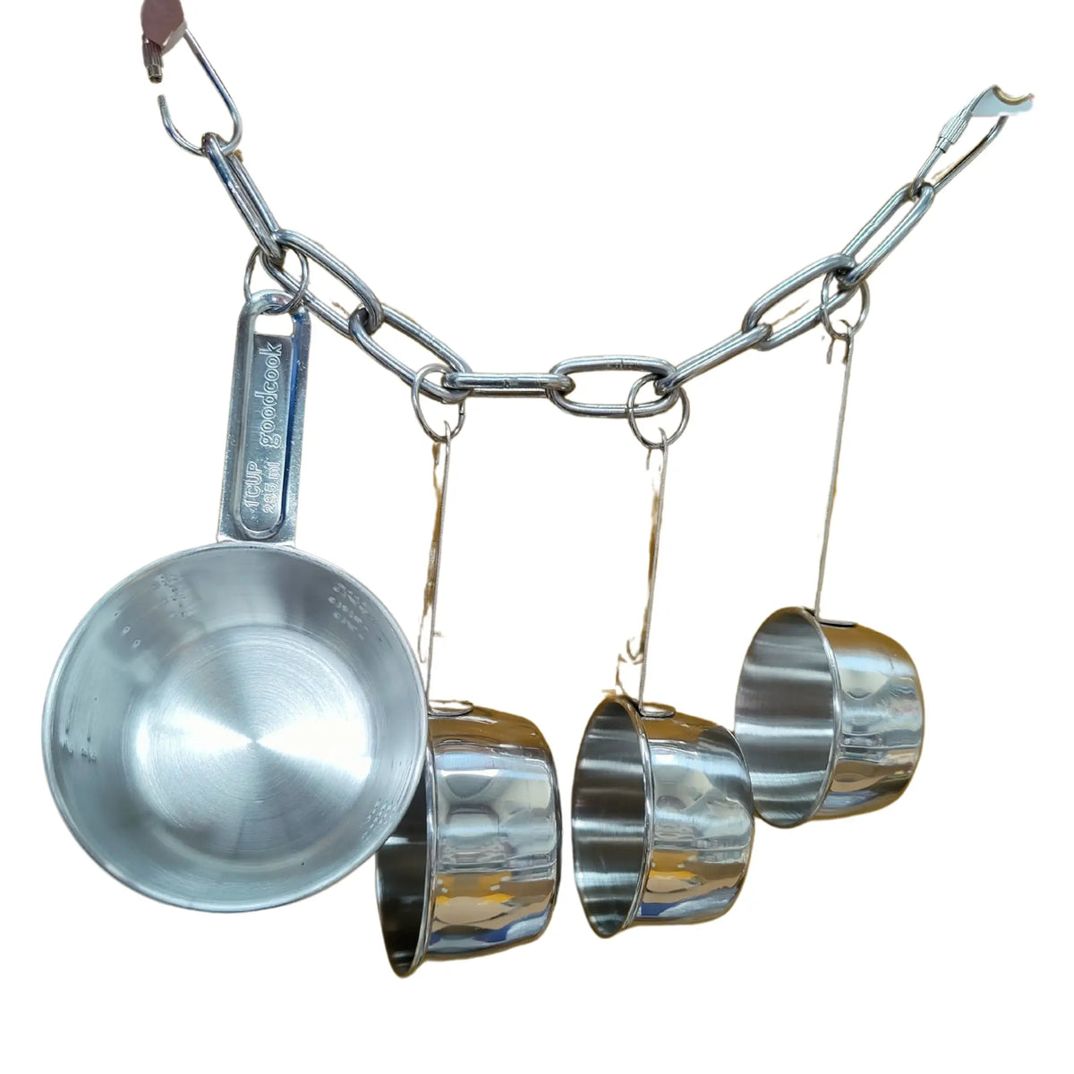 Chain of Measuring Cups Bird Toy